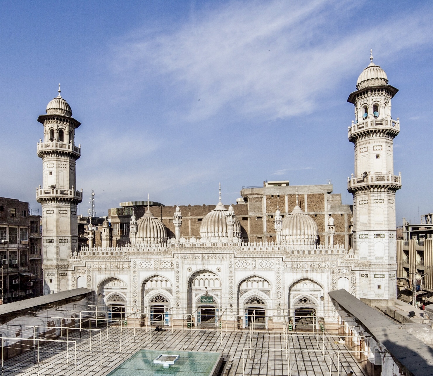 Mahabat Khan Mosque Image 2